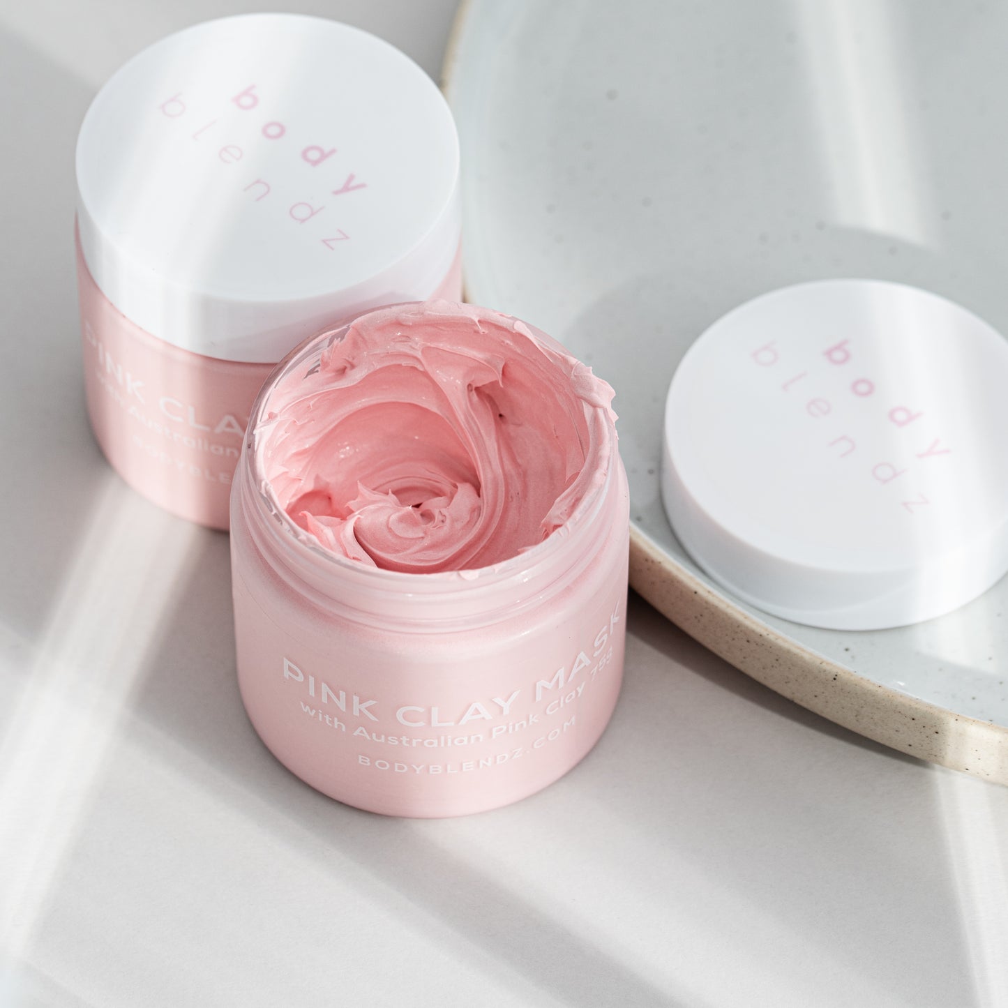 BodyBlendz roosa saviga näomask